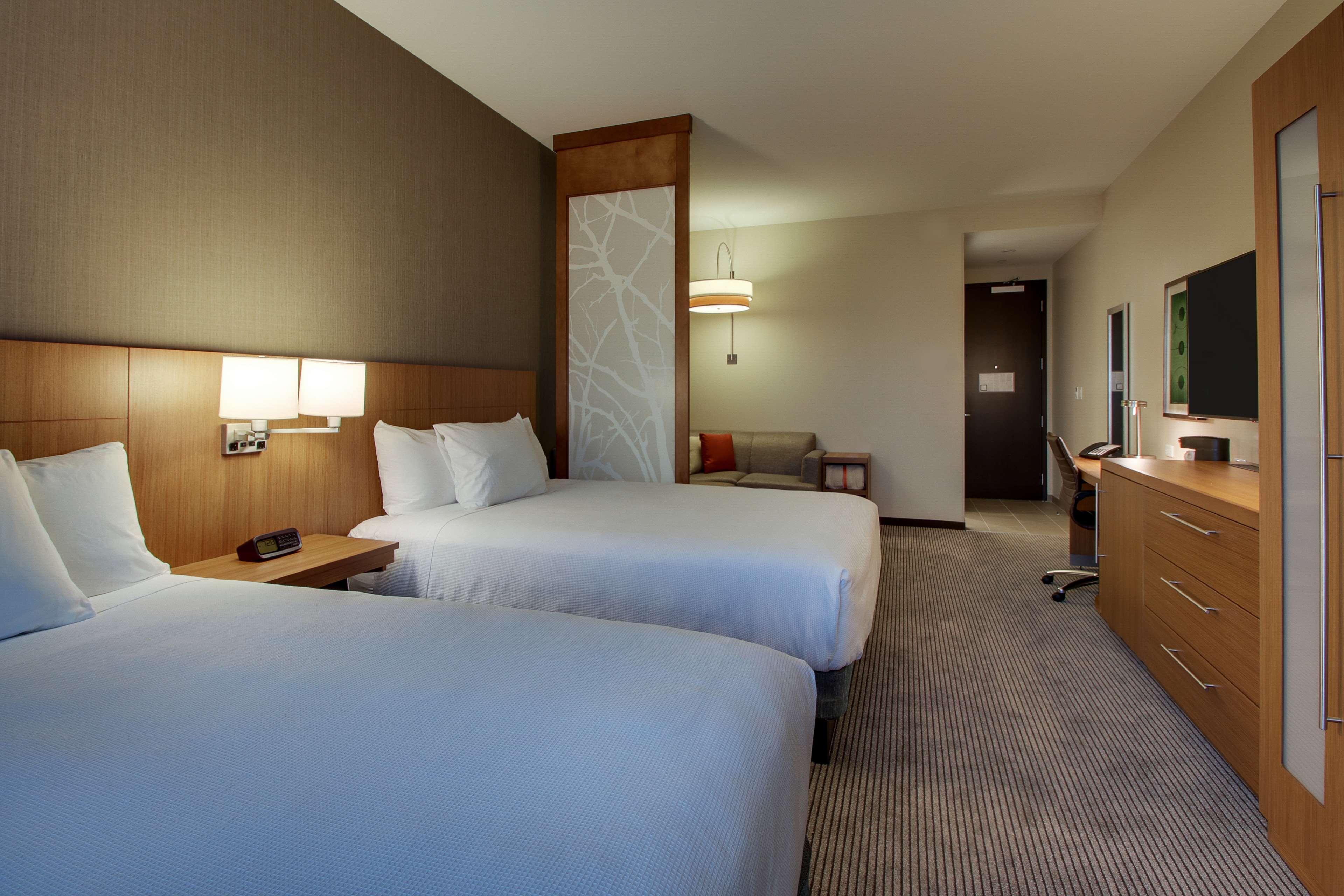 Hyatt Place Milwaukee Downtown Екстериор снимка