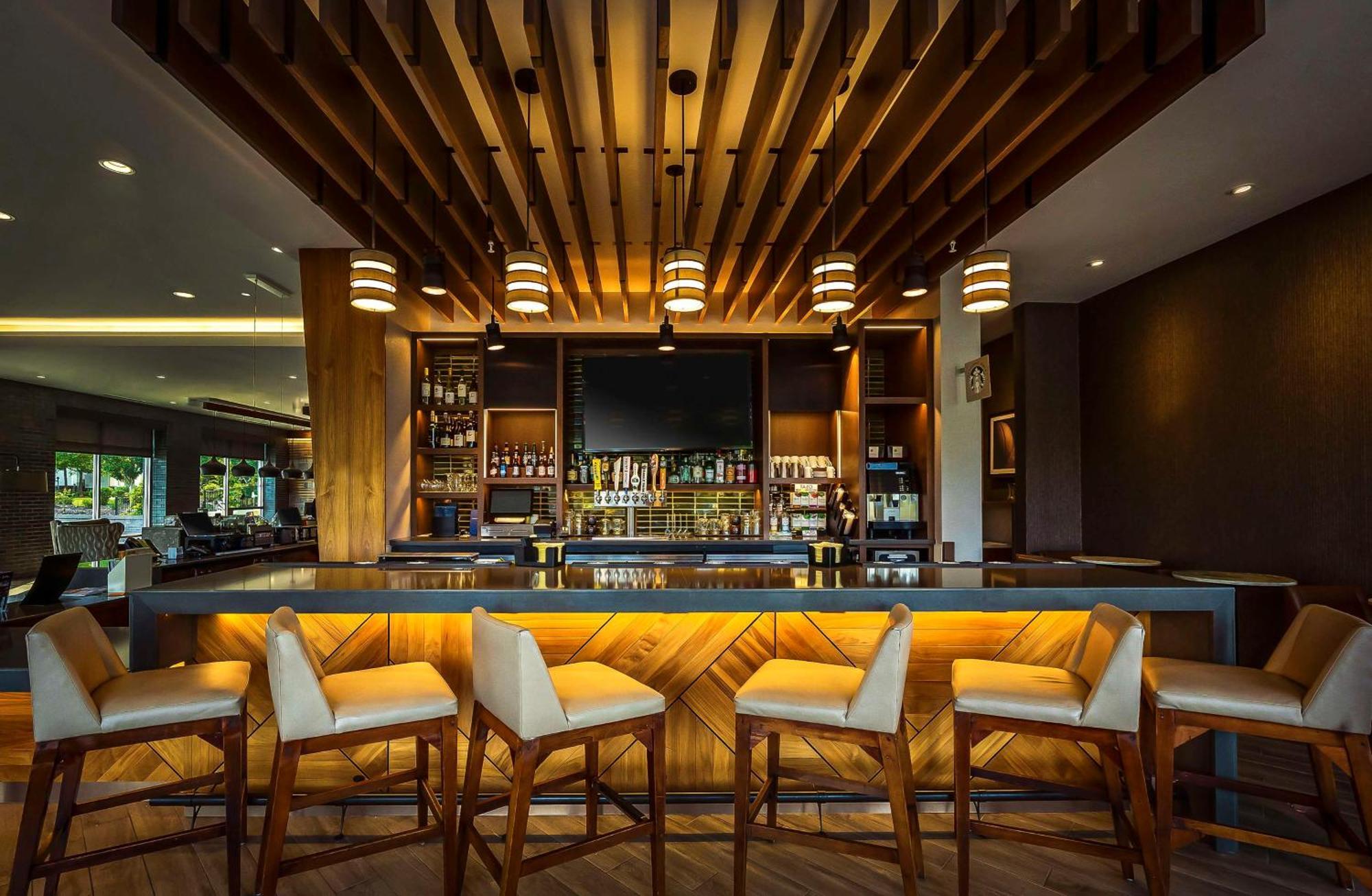 Hyatt Place Milwaukee Downtown Екстериор снимка