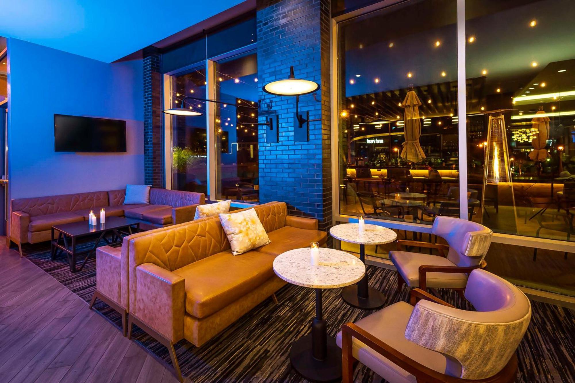 Hyatt Place Milwaukee Downtown Екстериор снимка