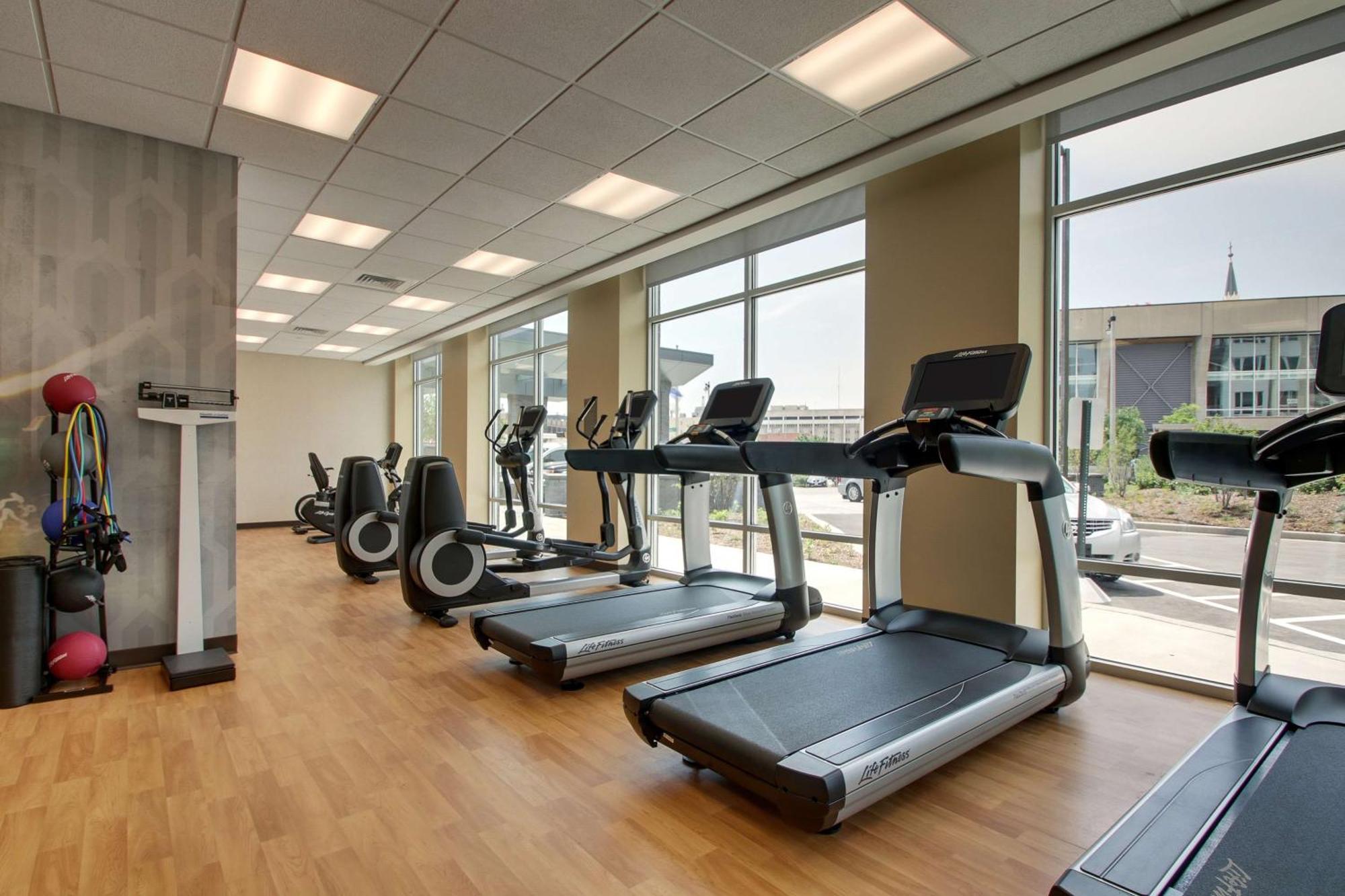Hyatt Place Milwaukee Downtown Екстериор снимка