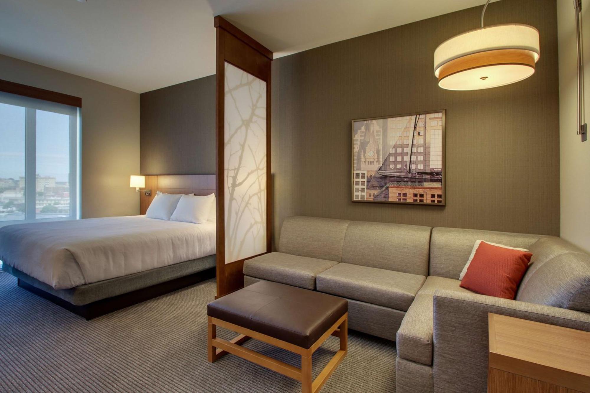 Hyatt Place Milwaukee Downtown Екстериор снимка