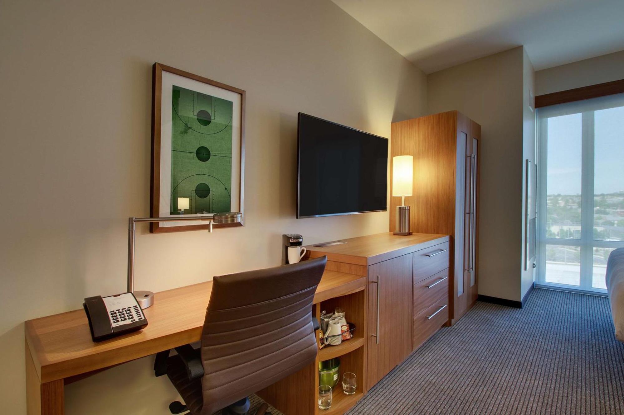 Hyatt Place Milwaukee Downtown Екстериор снимка